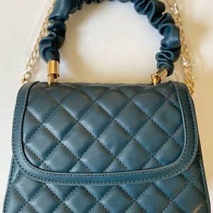 NWT! Quilted Top Handle Purse w/Gold Hardware